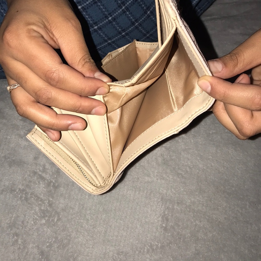 Wallet - Picture 3 of 3